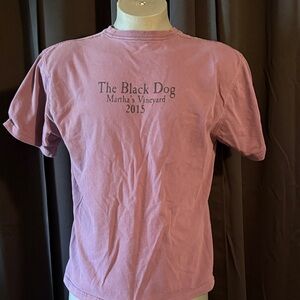 The Black Dog Mauve Martha's Vineyard Graphic Tee